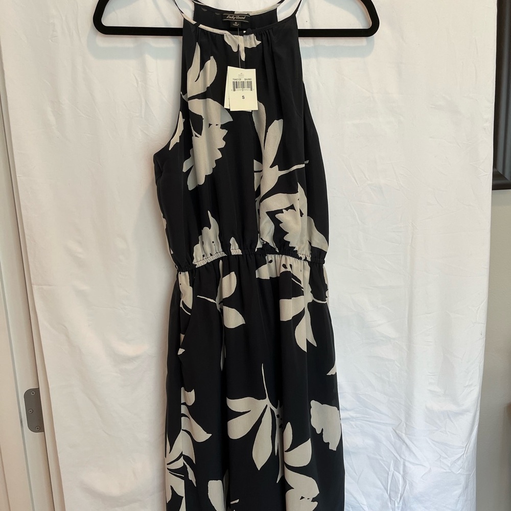 Lucky Brand - 100% Silk - sleeveless maxi dress - black w/ cream flowers